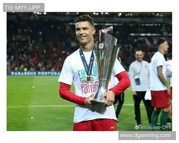 从小巷到绿茵场 一个孩子如何逆袭成为足球巨星的传奇故事